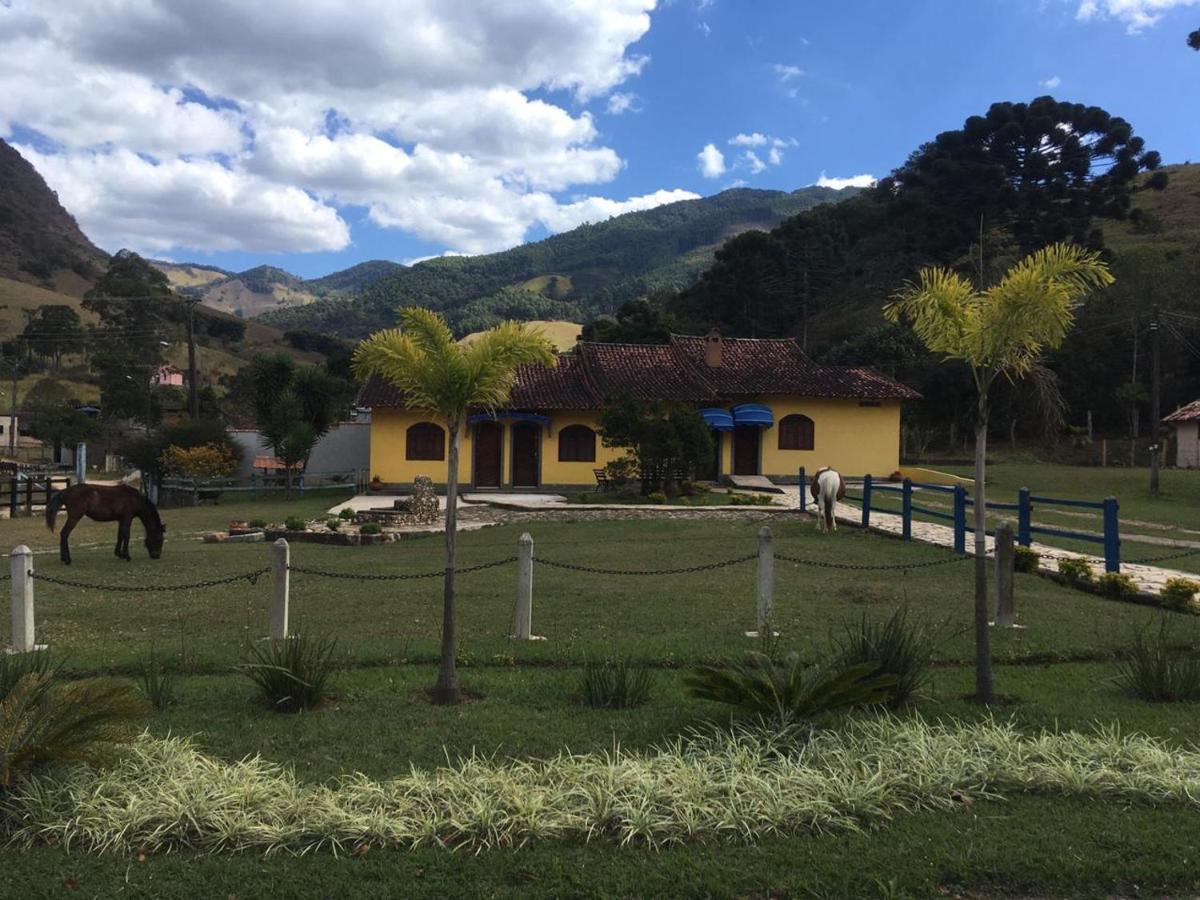 Hotel Fazenda Recanto Dos Pinheiros Passa Quatro Exterior foto