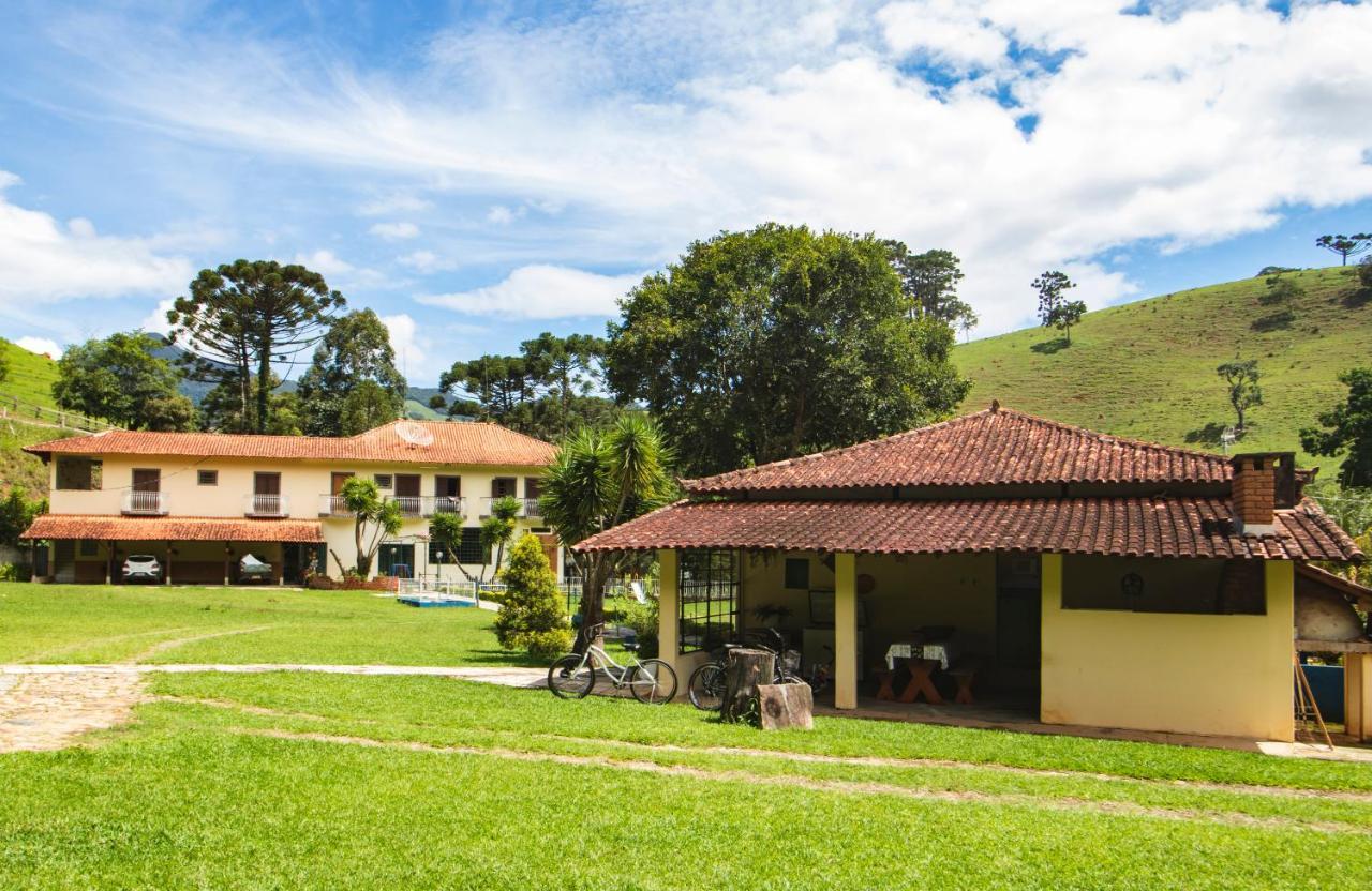 Hotel Fazenda Recanto Dos Pinheiros Passa Quatro Exterior foto